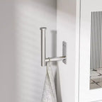 Meuble Haut de Salle de Bain avec Lumière à Détecteur, Armoire à Pharmacie Murale avec Étagères de Rangement et Porte-Serviettes pour Salle de Bain ou Buanderie, Blanc