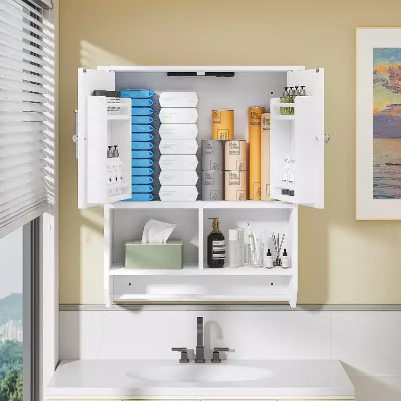 Meuble Haut de Salle de Bain avec Lumière à Détecteur, Armoire à Pharmacie Murale avec Étagères de Rangement et Porte-Serviettes pour Salle de Bain ou Buanderie, Blanc