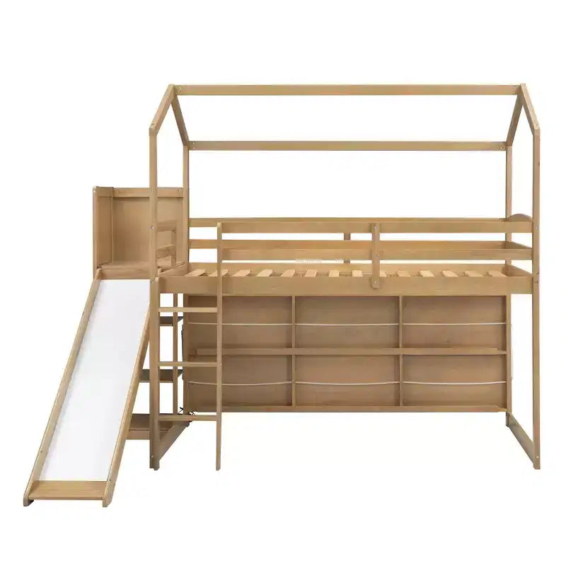 Lit de style maison Bellemave avec toboggan, cadre peu encombrant avec étagère et tablettes de rangement intégrées.