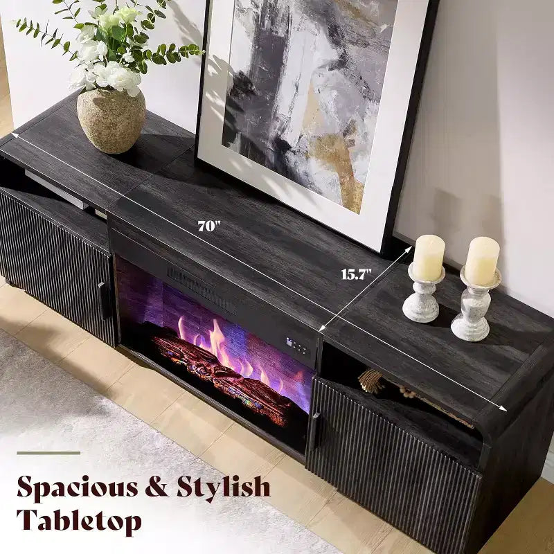Meuble TV cannelé de 70 po pour téléviseurs jusqu'à 80 po avec rangement pour foyer électrique de 30 po, noir
